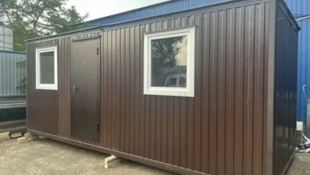 Бытовка для дачи: новая жизнь старому участку